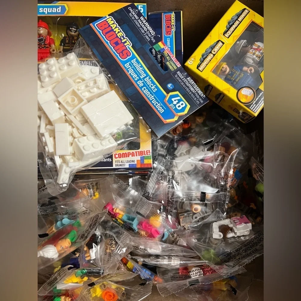Make it Blocks Mini Figures Firefighters, Police Sets 65 NEW Building Packs